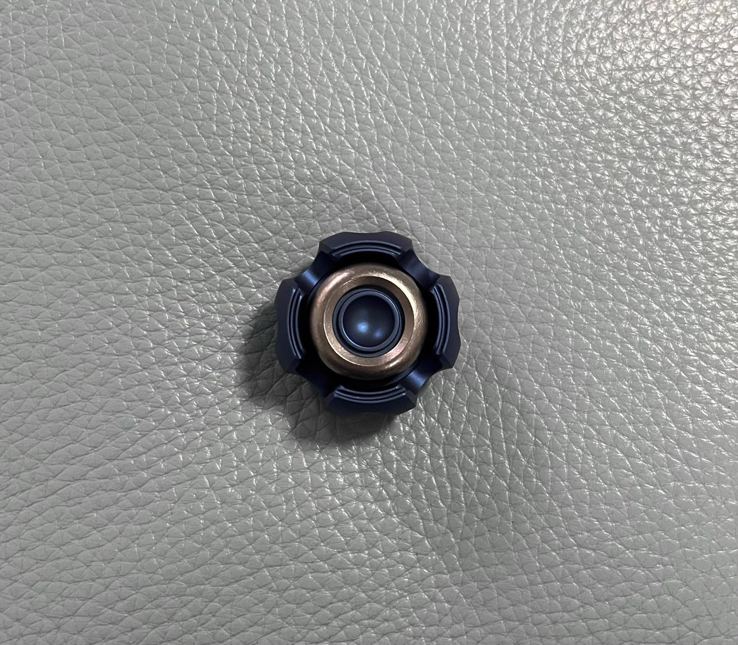 Noiz Titanium