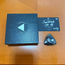 Hourglass S2 Zirconium