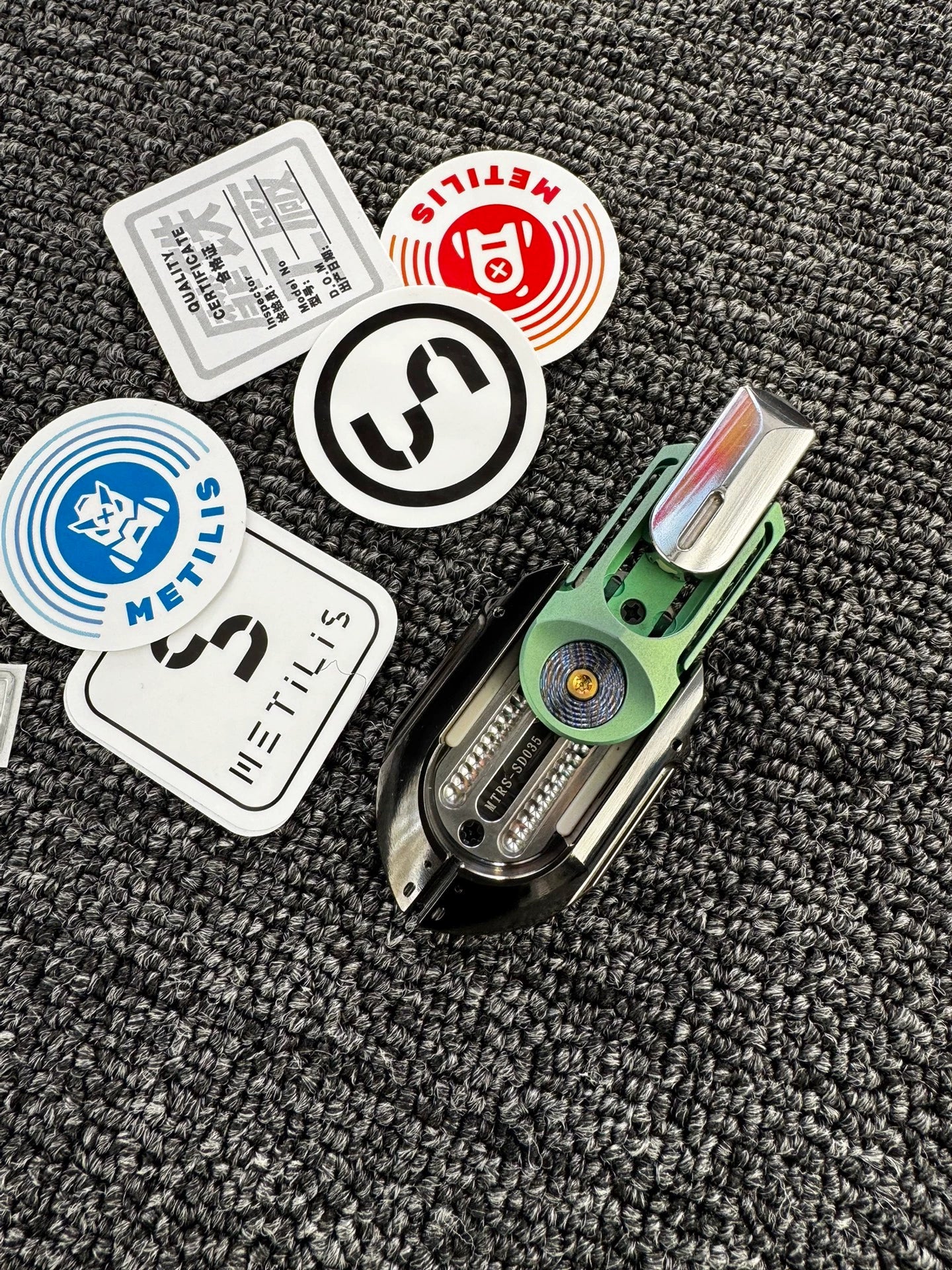 Roche Strike Stainless Steel