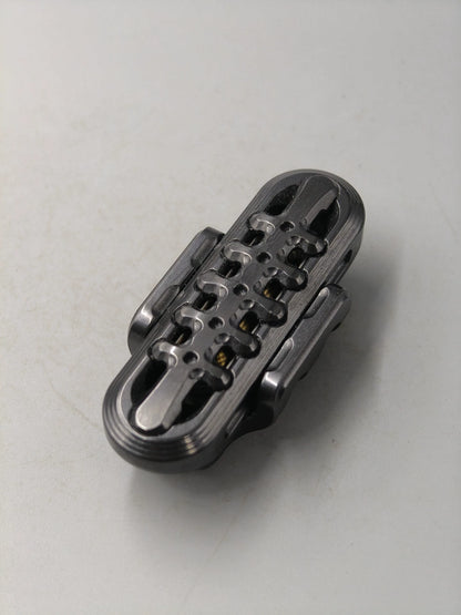 EXOSKELETON Zirconium