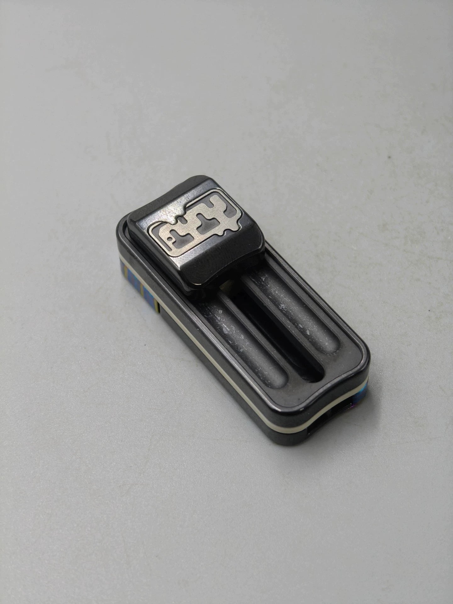 Snake Push 2.0 Zirconium