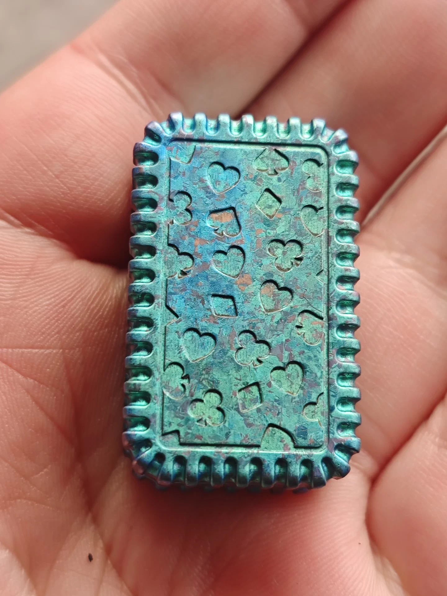 Biscuit Crystallized Titanium