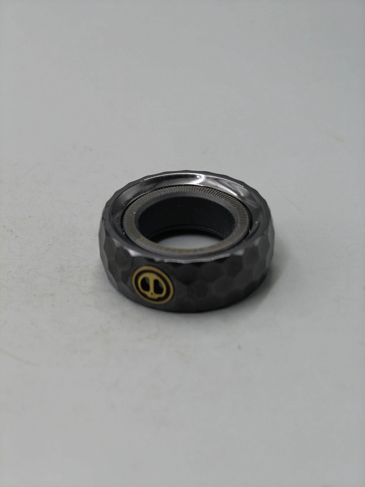 Mechanic Thorns Zirconium