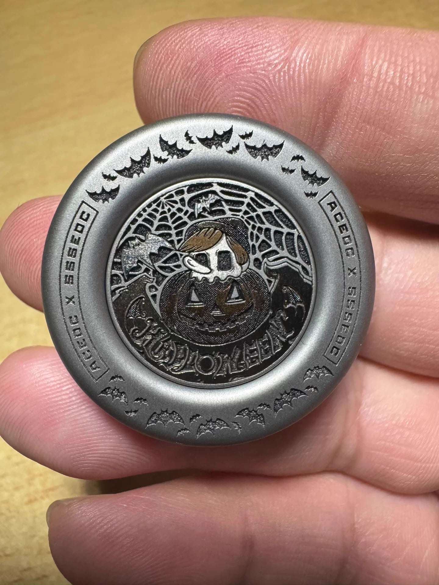 Milk Cap Titanium