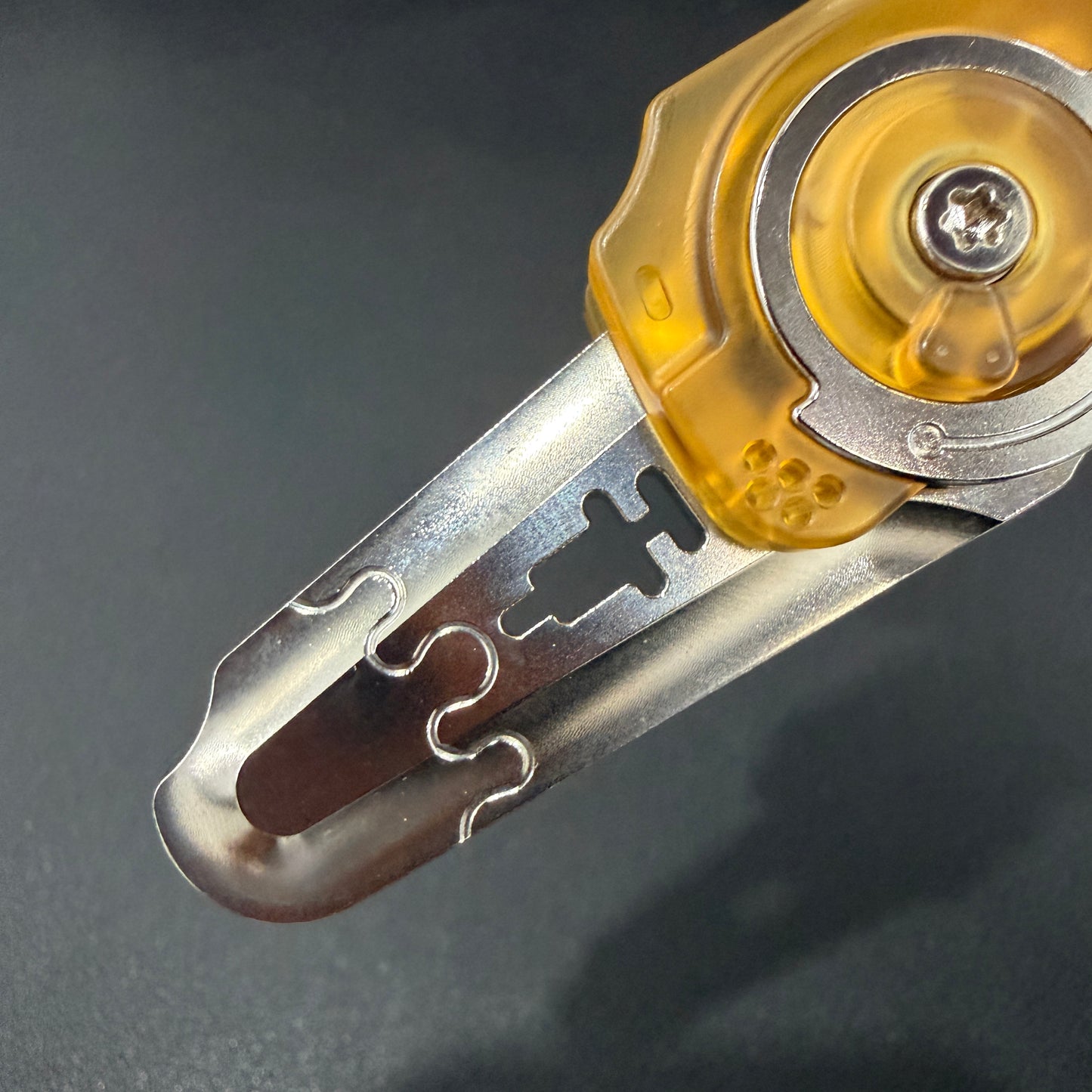 Dimension Slash Pry Bar Titanium PEI