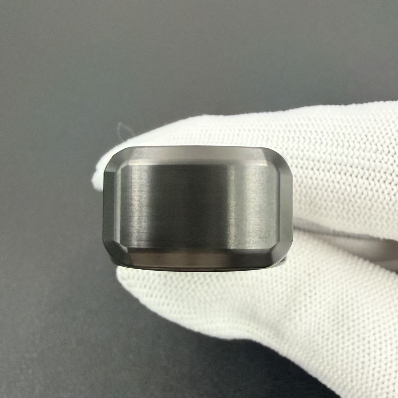 Floating Shadow Zirconium
