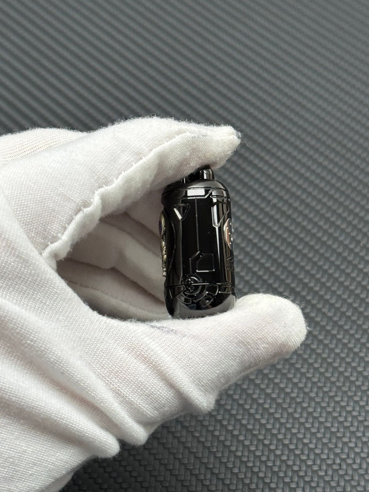 Holy Egg 2.0 Zirconium