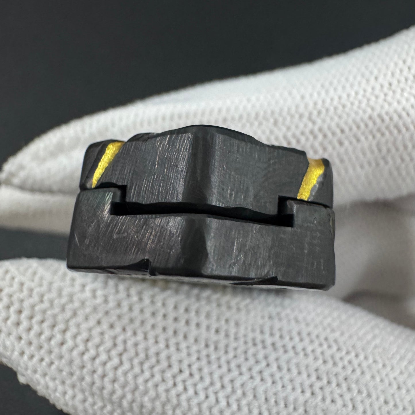 Plane Zirconium