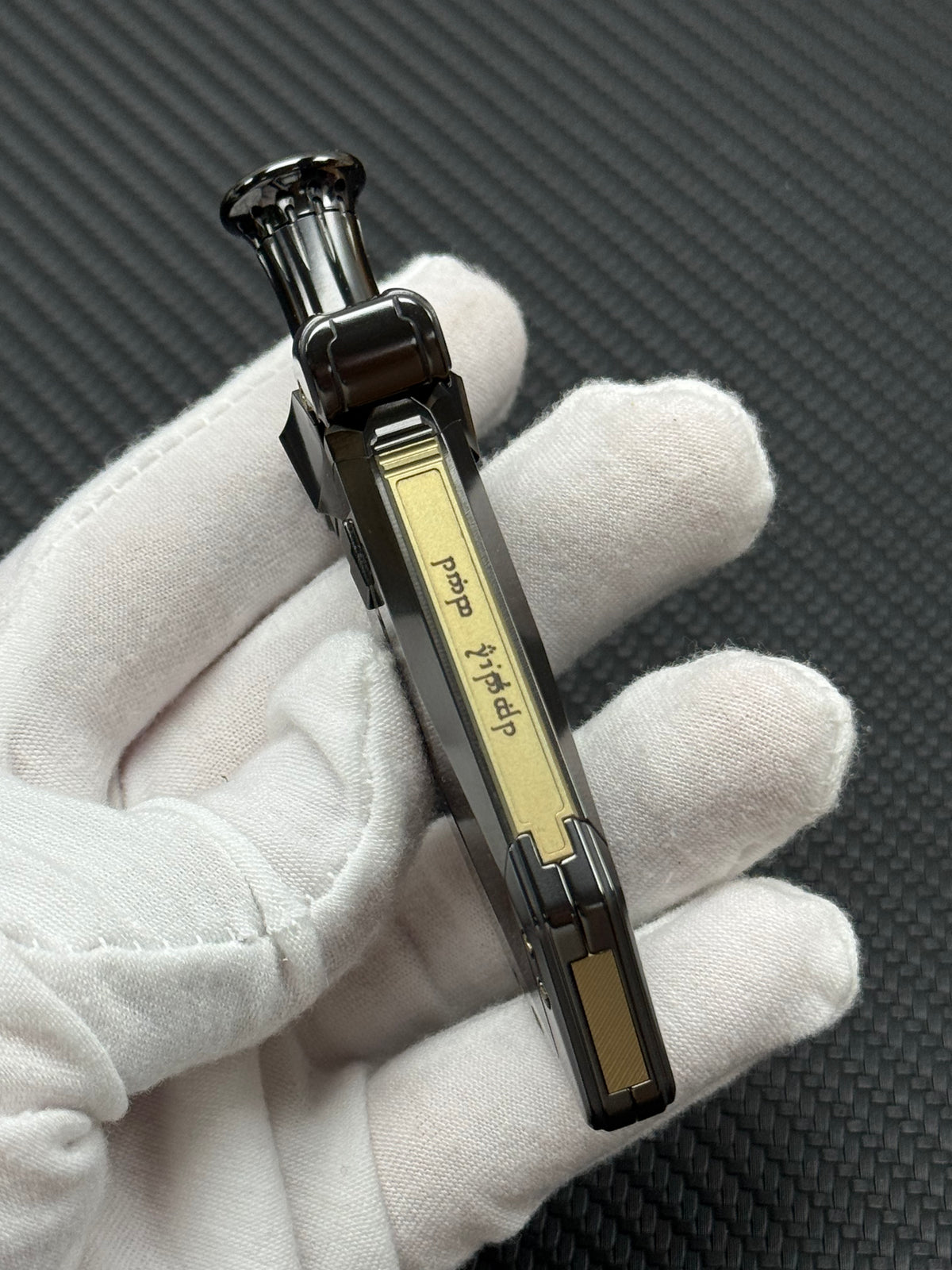 Aroundight Zirconium Polished