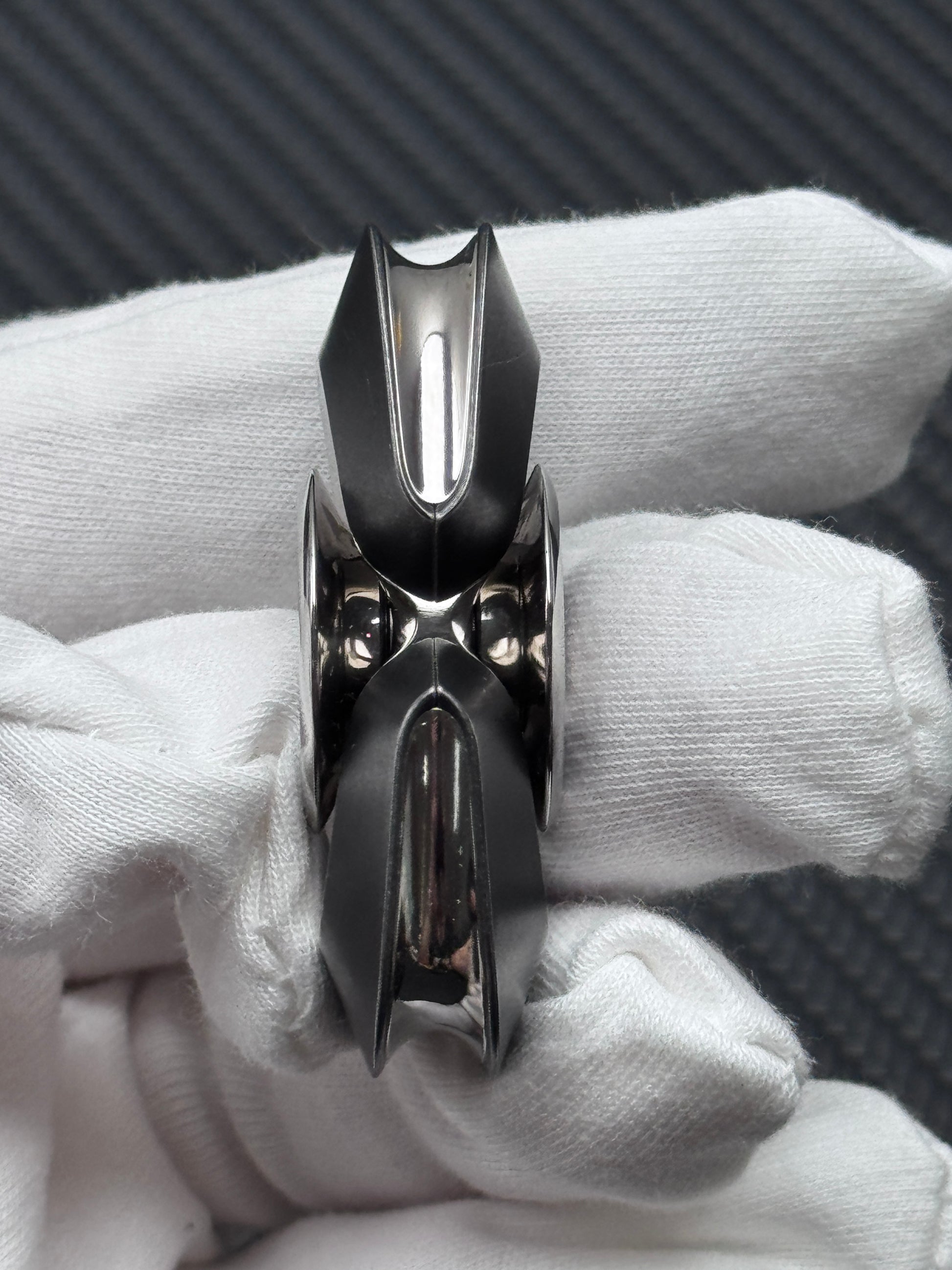 Lentic Stainless Steel