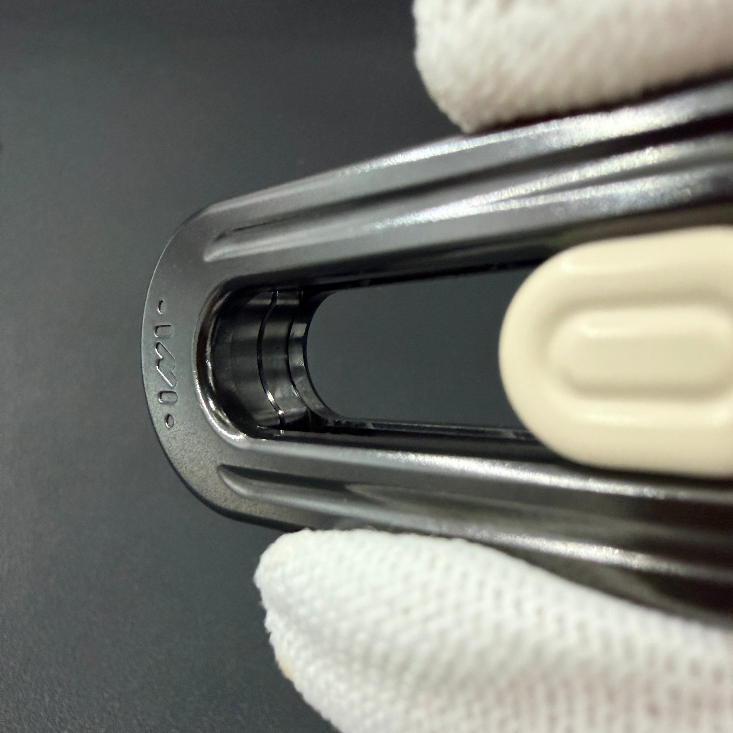 Kong Zirconium