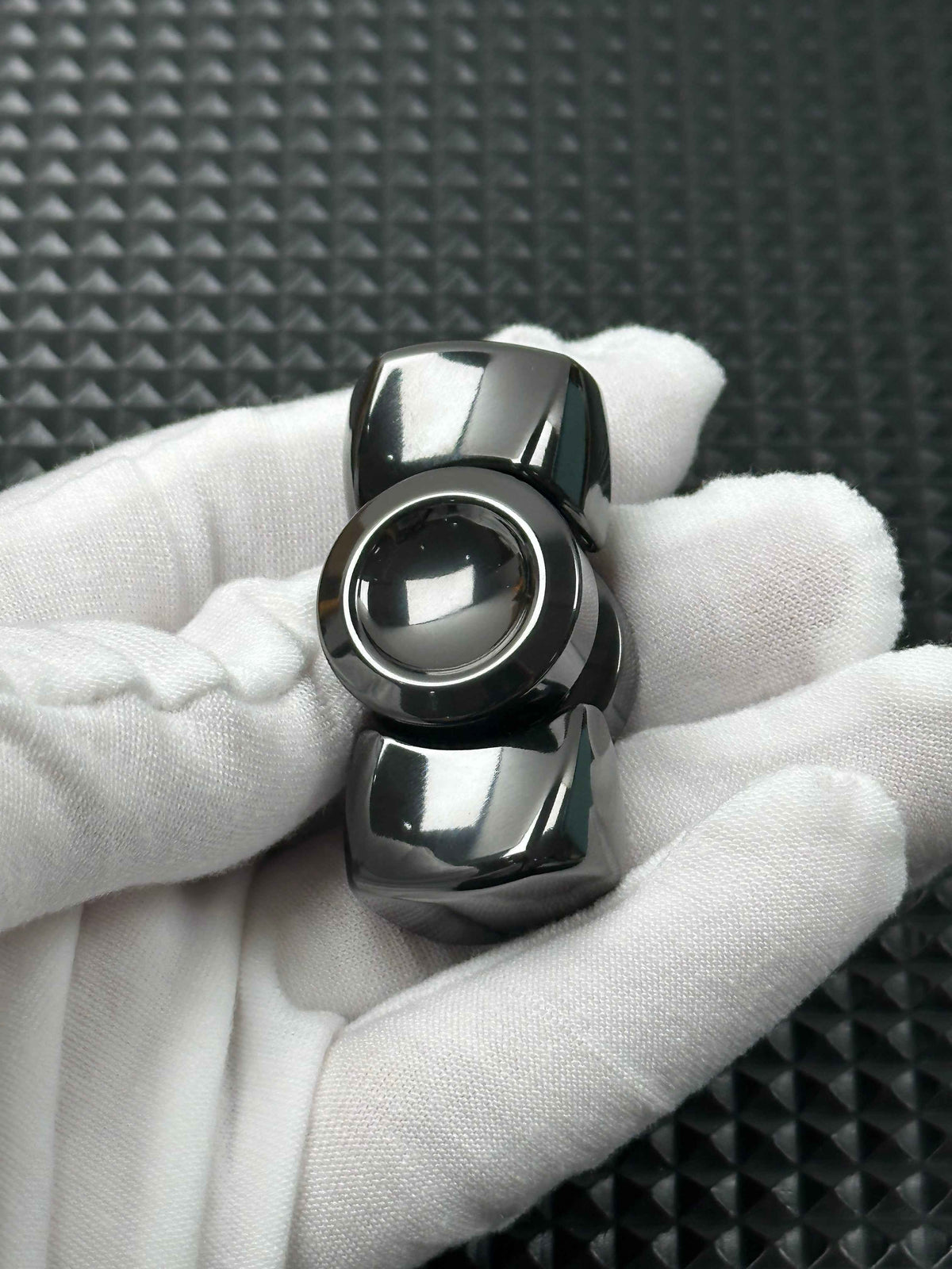 Zen Zirconium