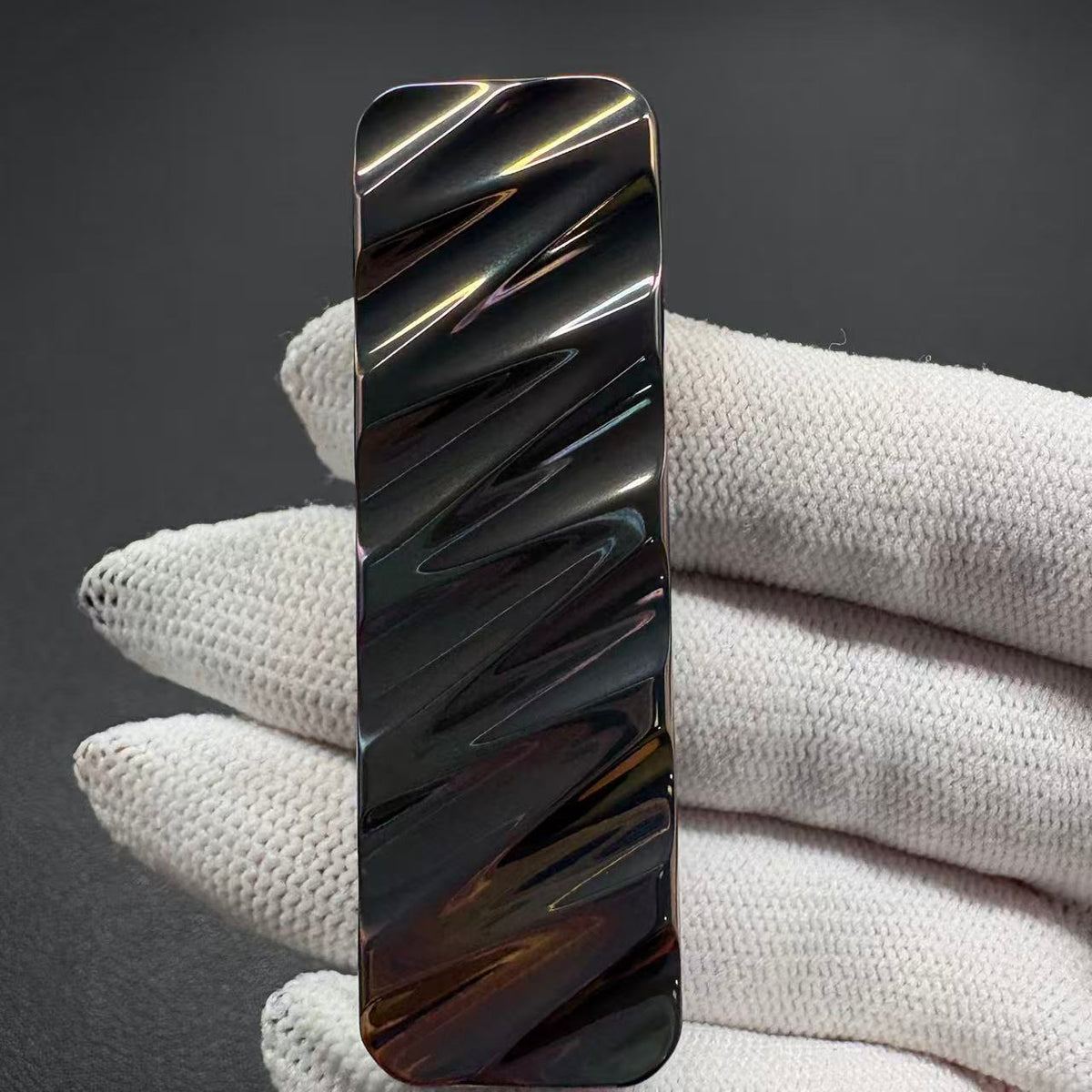 Tita PEI Oil Slick