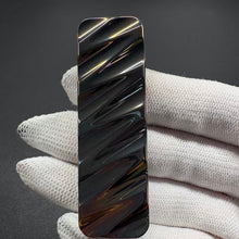 Tita PEI Oil Slick