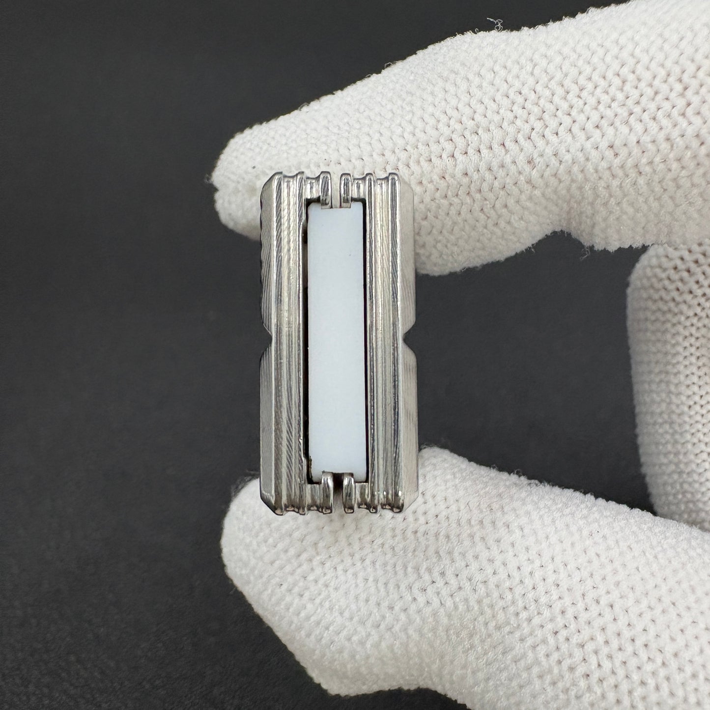 Ultra Thin Wafer Damasteel