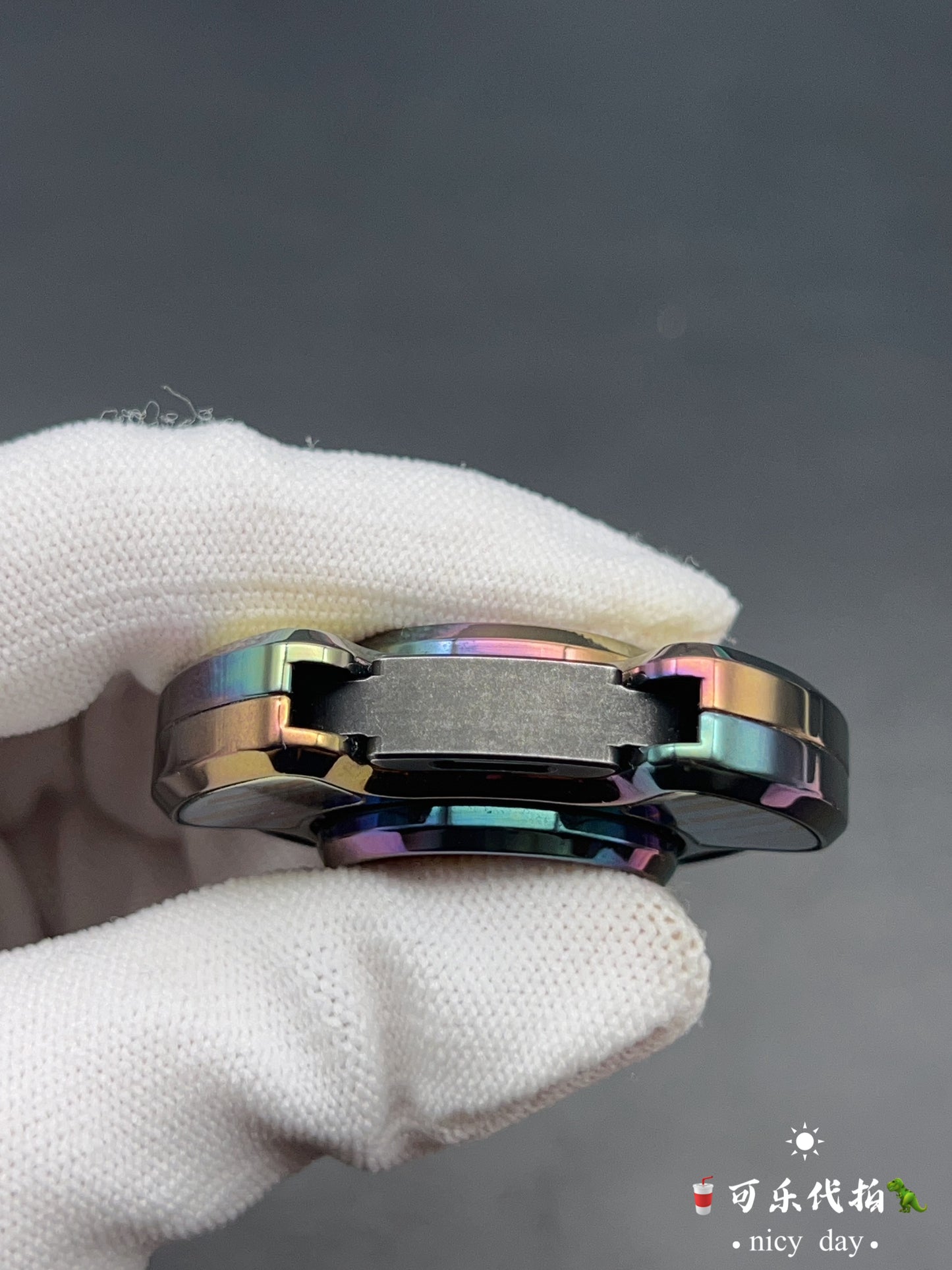 Radiation Shell Opening Zirconium