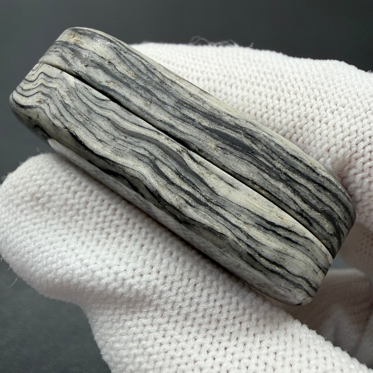 F2 Carbon Damascus Color-Anodized Resin-Sealed Limited Edition