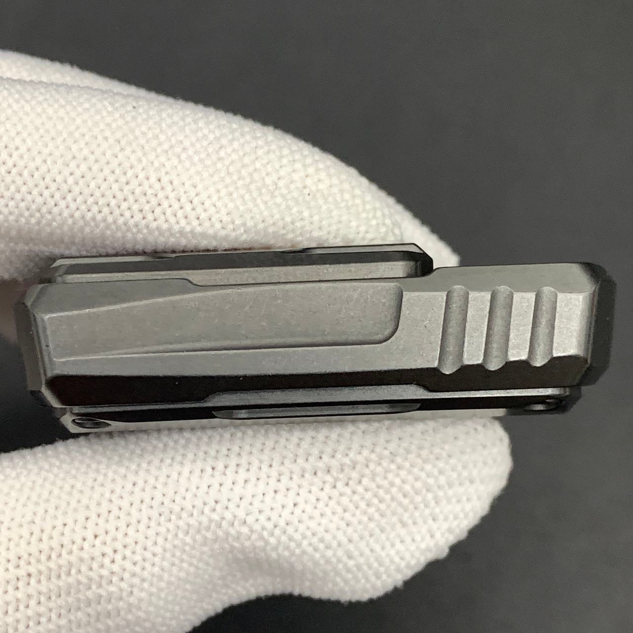 Thousand machines Zirconium