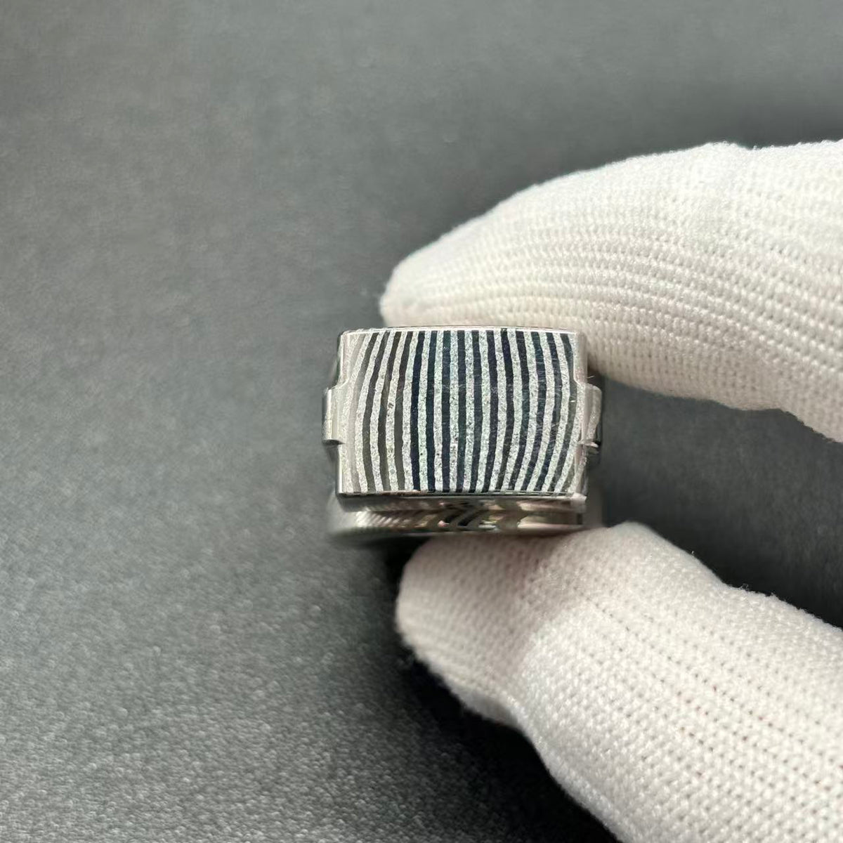 Moon M2 Damasteel