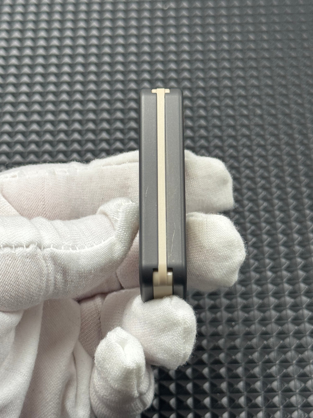 Snake Zirconium