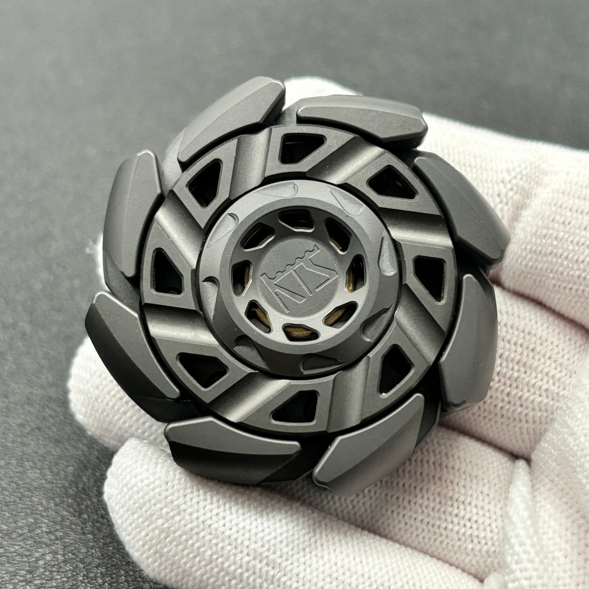 Eight Armor Initial Link Zirconium