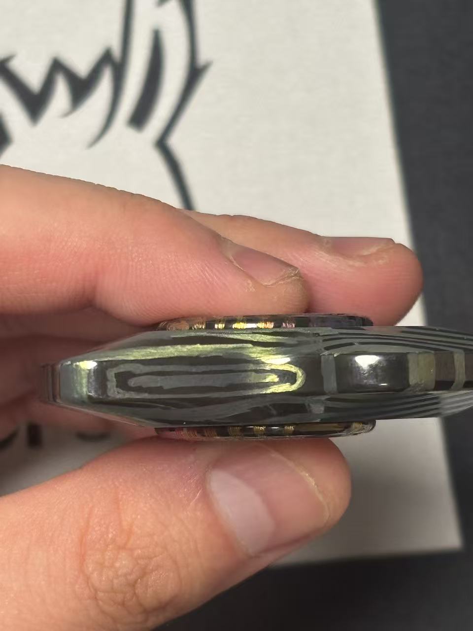 Phantom Dual Leaf Zirconium Engraved
