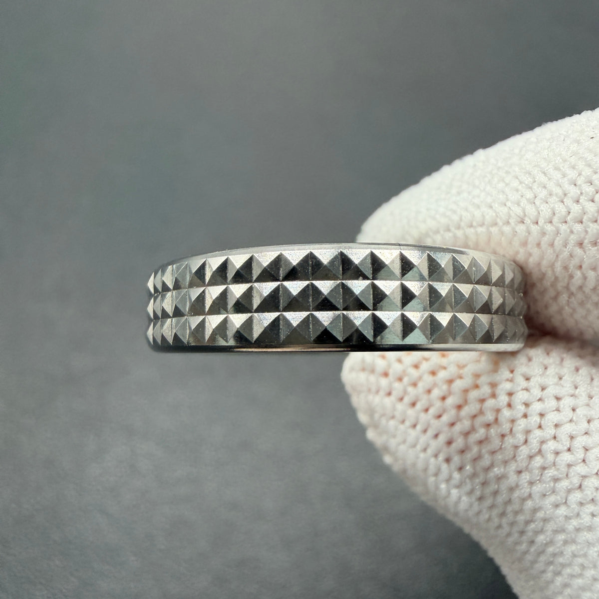 Pig Ratchet Titanium