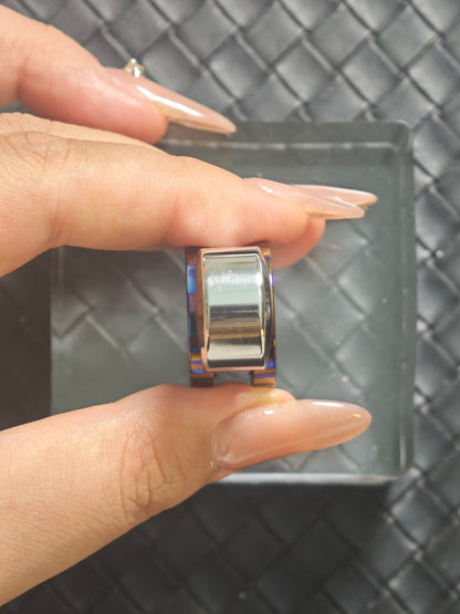 Stacked Mirror Mokuti Stainless Steel