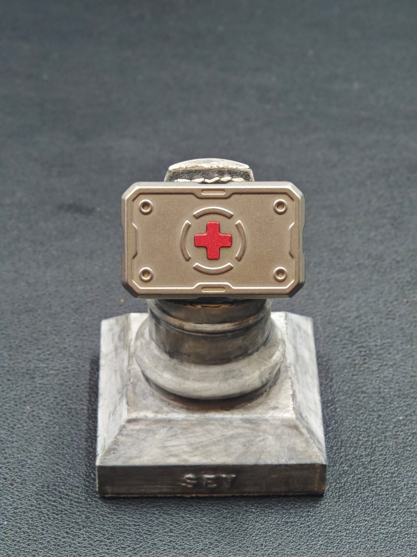 Platinum Bastion Titanium