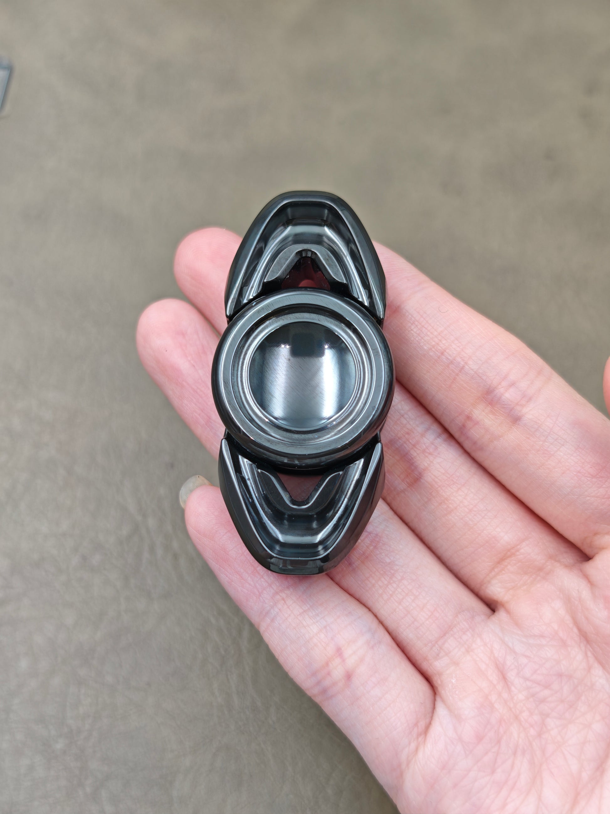 Pan Yixian Zirconium