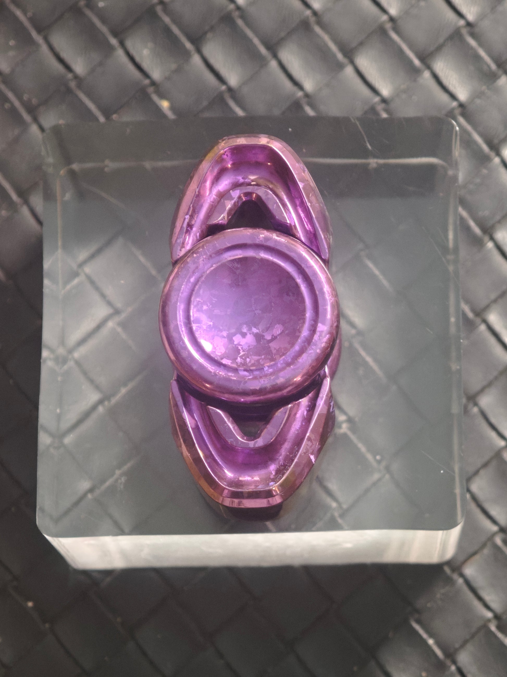 Pan Yixian Crystallized Titanium