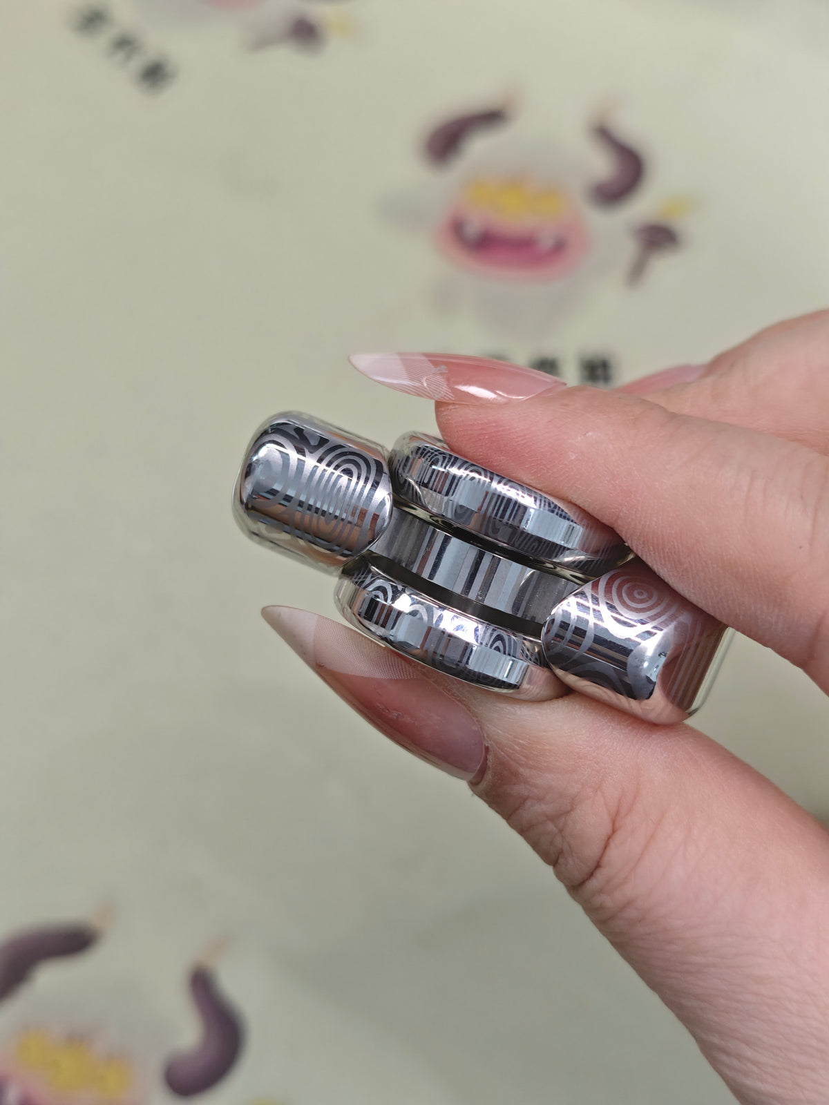 Lipstick Damasteel