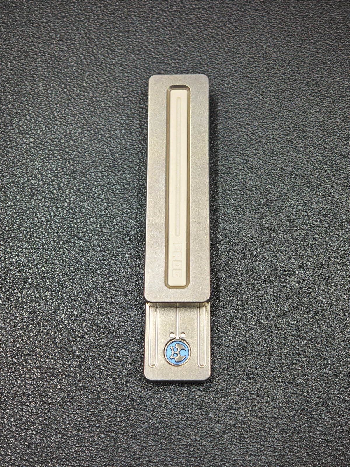 Frog Titanium Color-Anodized