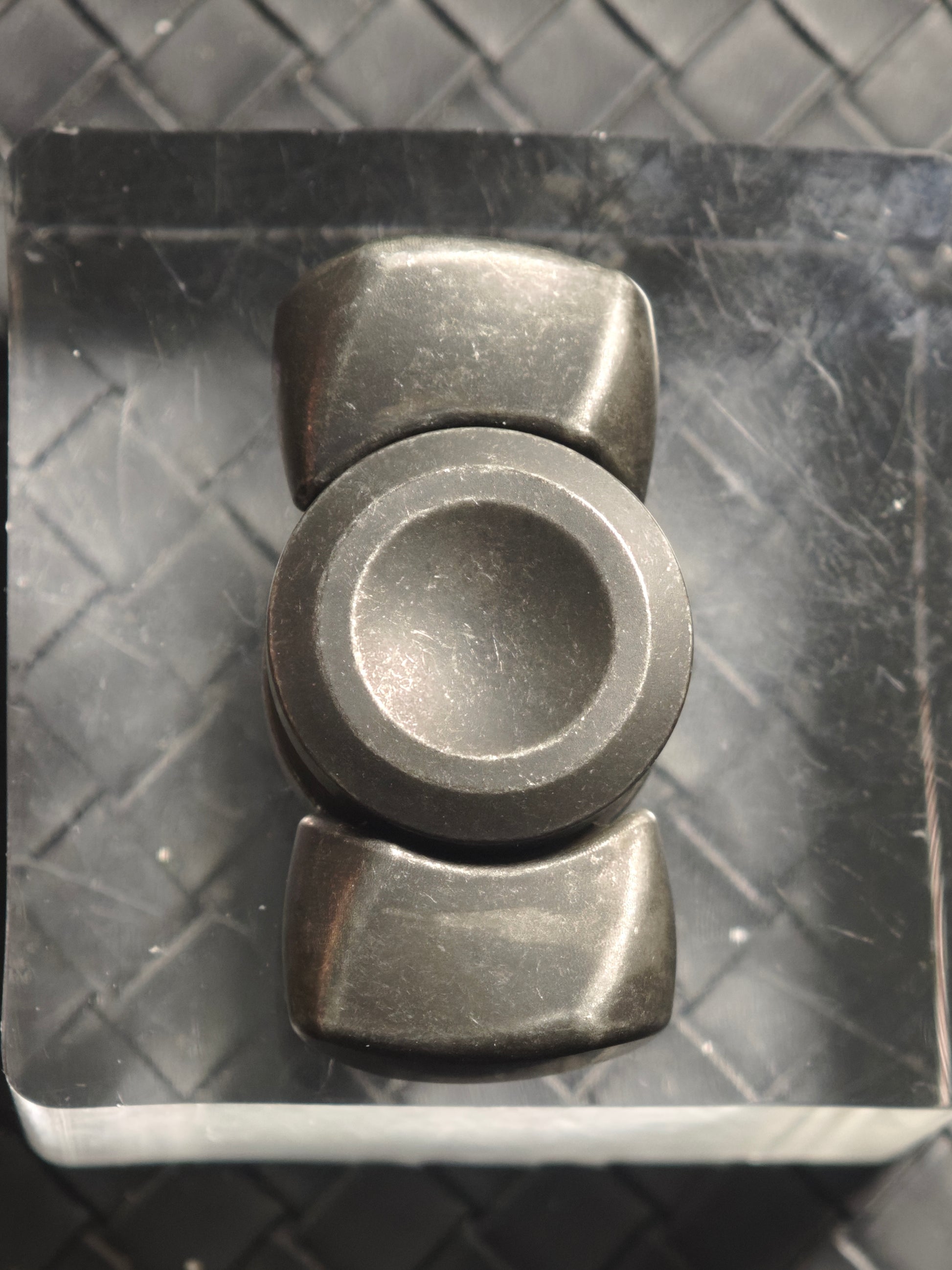 Zhen Stainless Steel