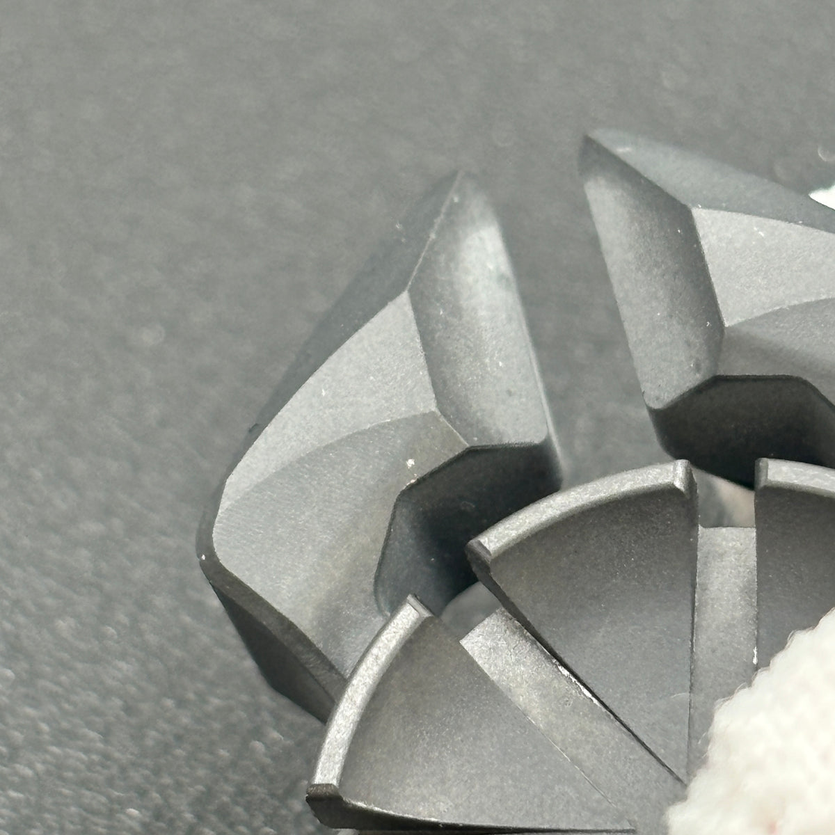 Scorpio Bearing Cap Zirconium