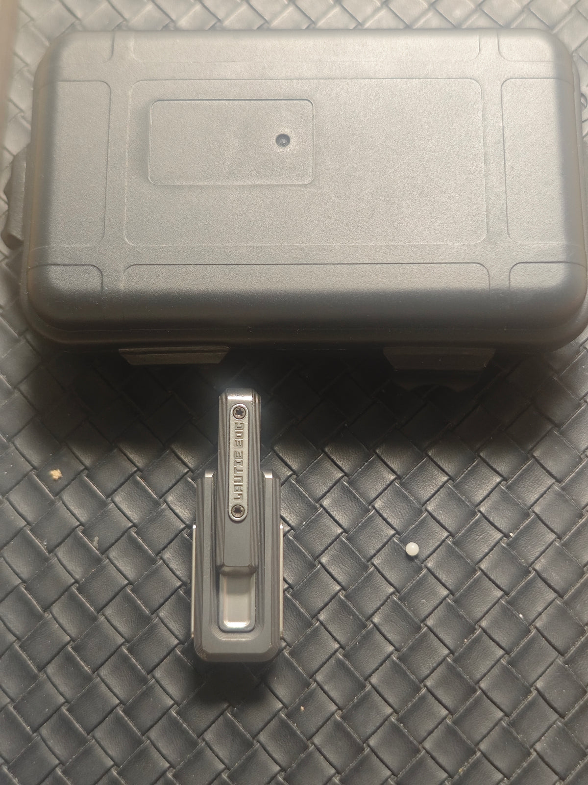 X Lock Zirconium