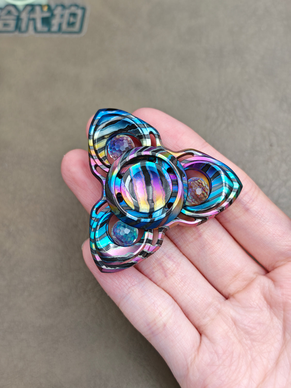 Twin Plume Zircuti