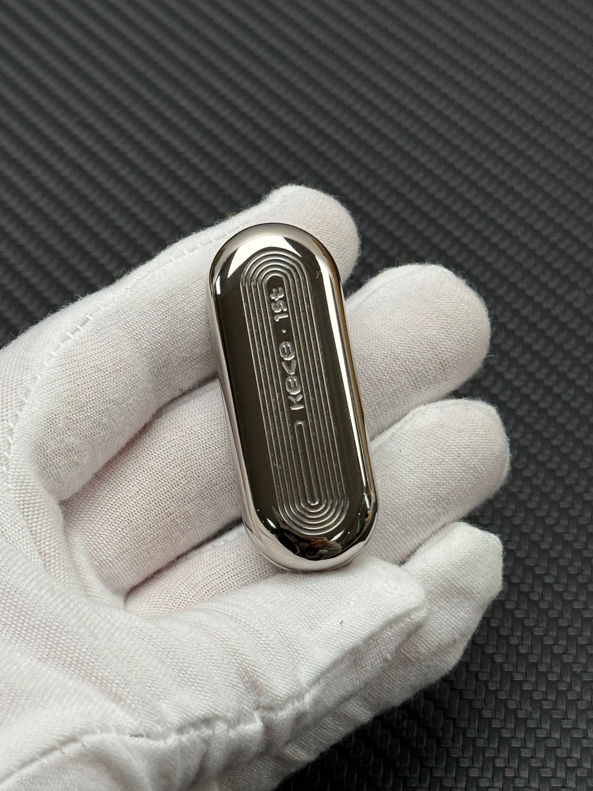Floating Cloud Titanium Polished