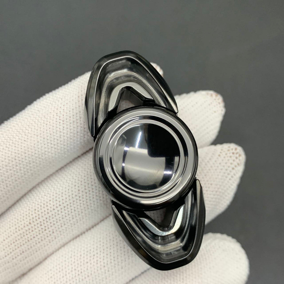 Pan Yixian Zirconium Polished