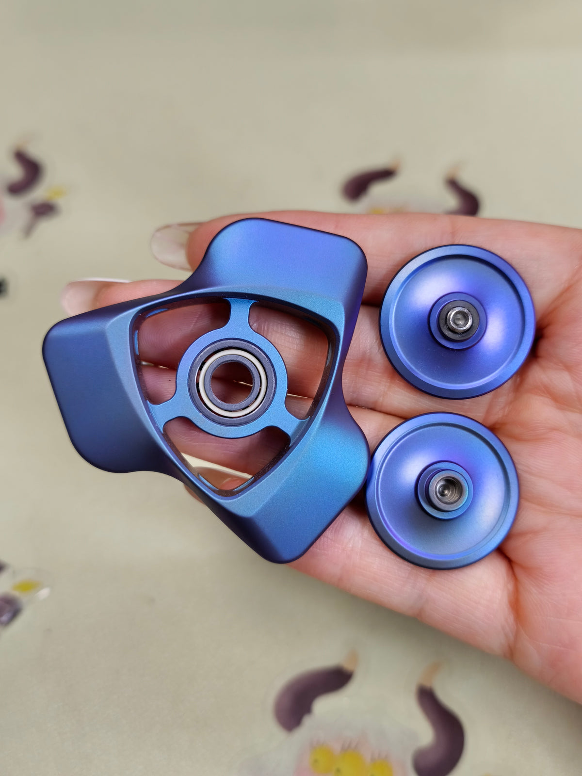 Phantom Dual Leaf Zirconium