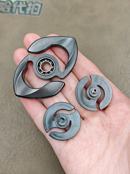 Baby Dolphin Zirconium