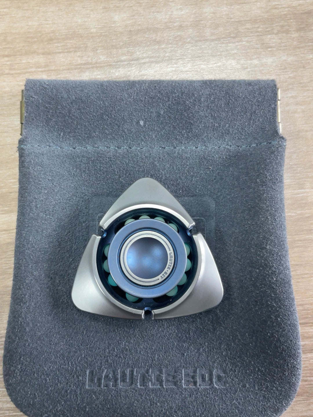 BIT04 Titanium