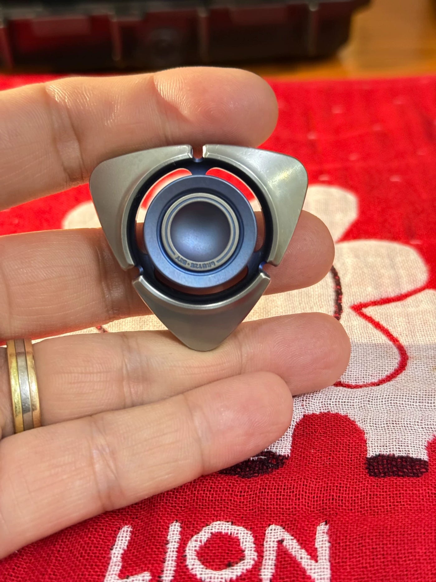 BIT04 Titanium