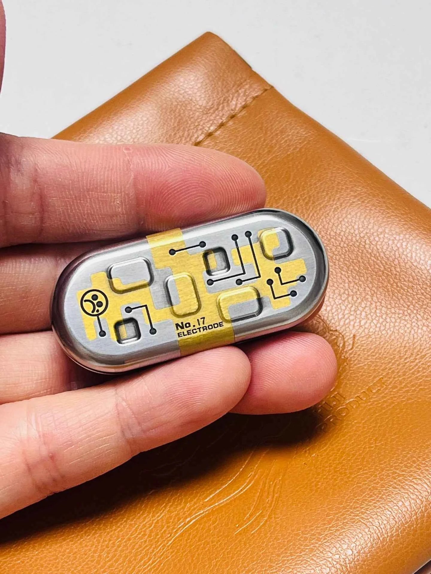 Top-B Electrode Brass