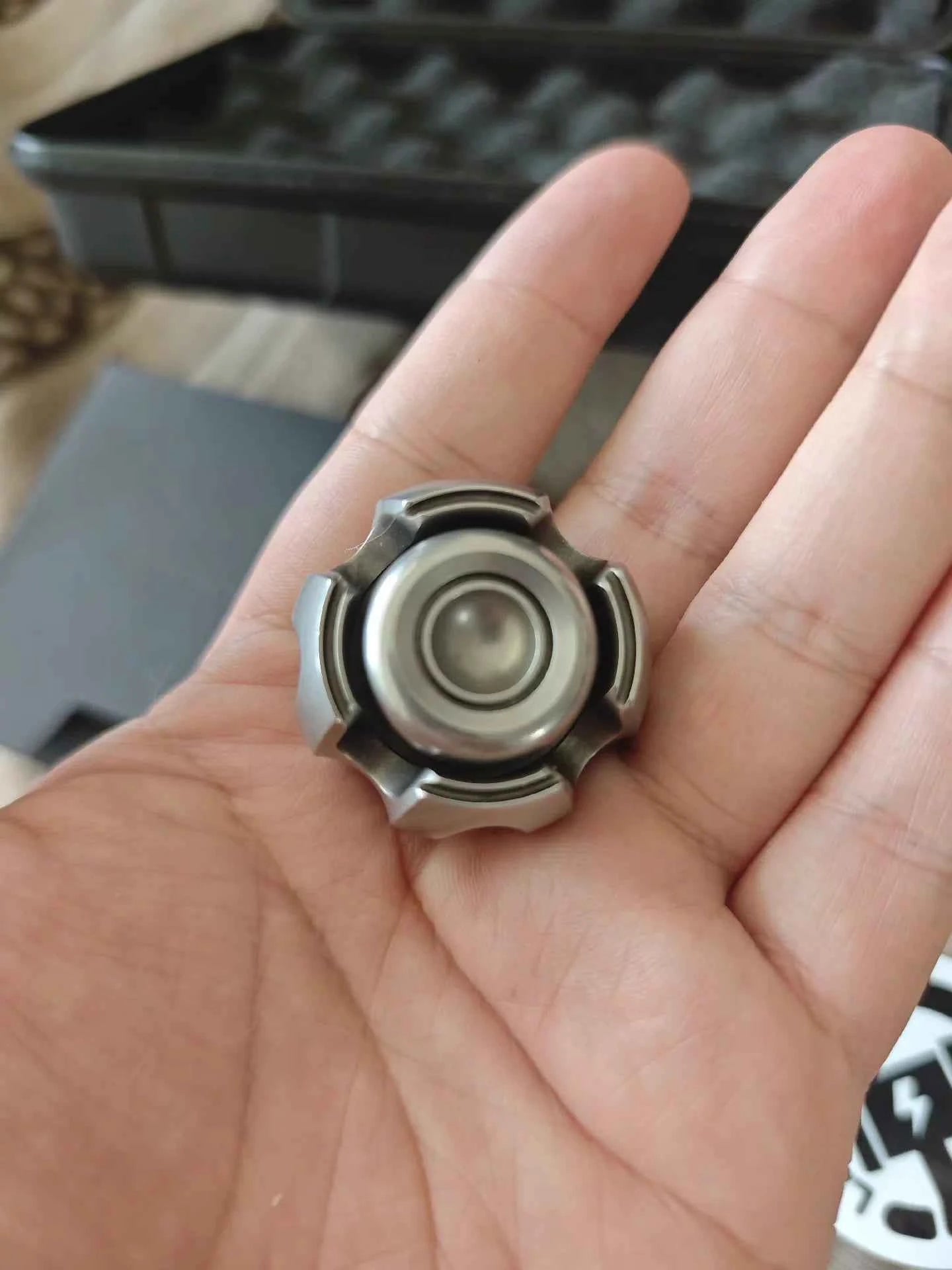 Noiz Stainless Steel