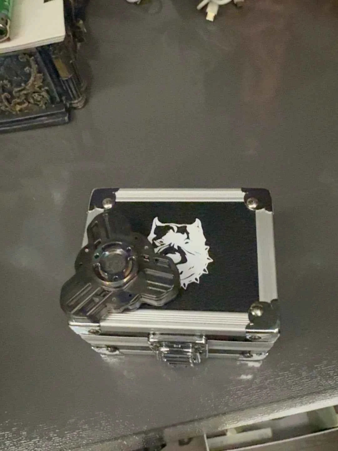 Tri linkage Zirconium