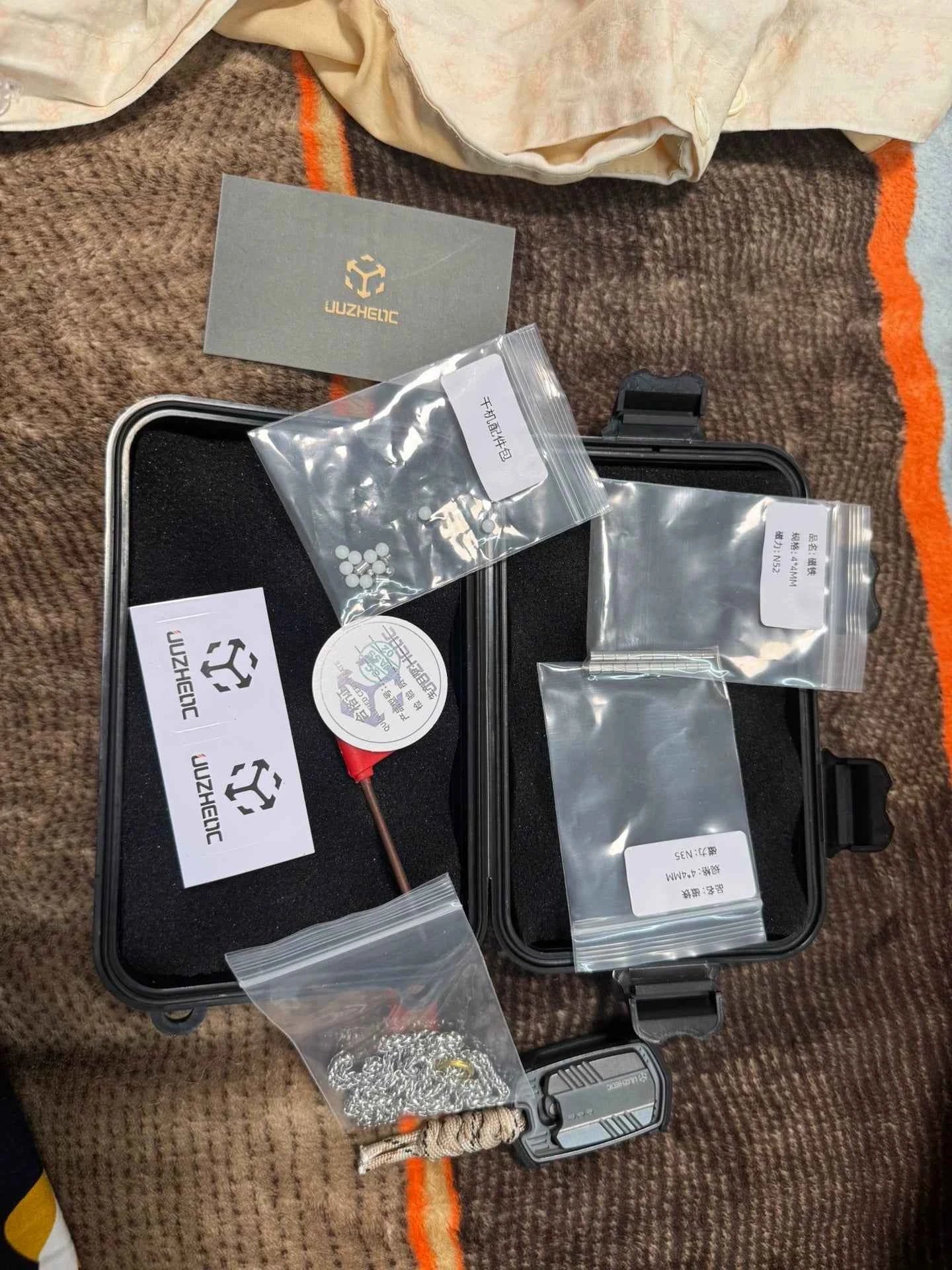 Thousand machines Zirconium