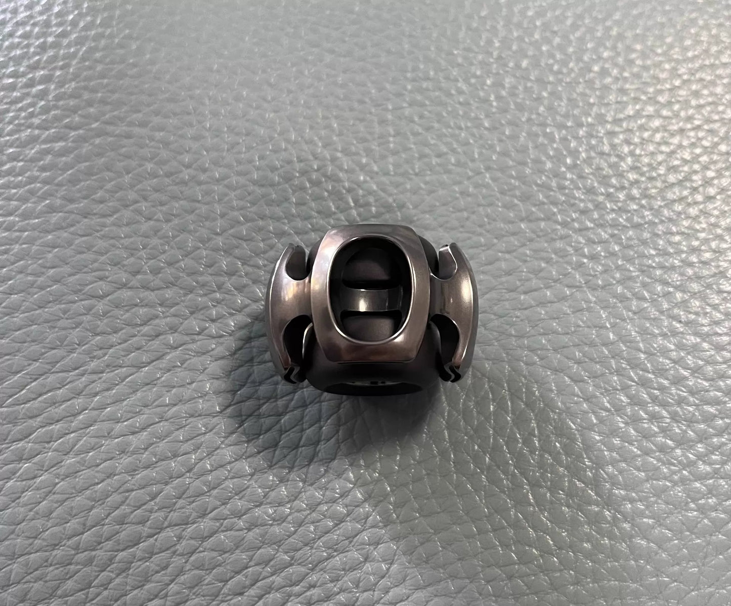 Noiz Stainless Steel