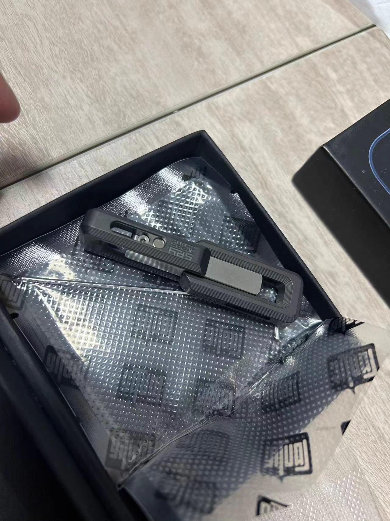 X Lock 2.0 Zirconium