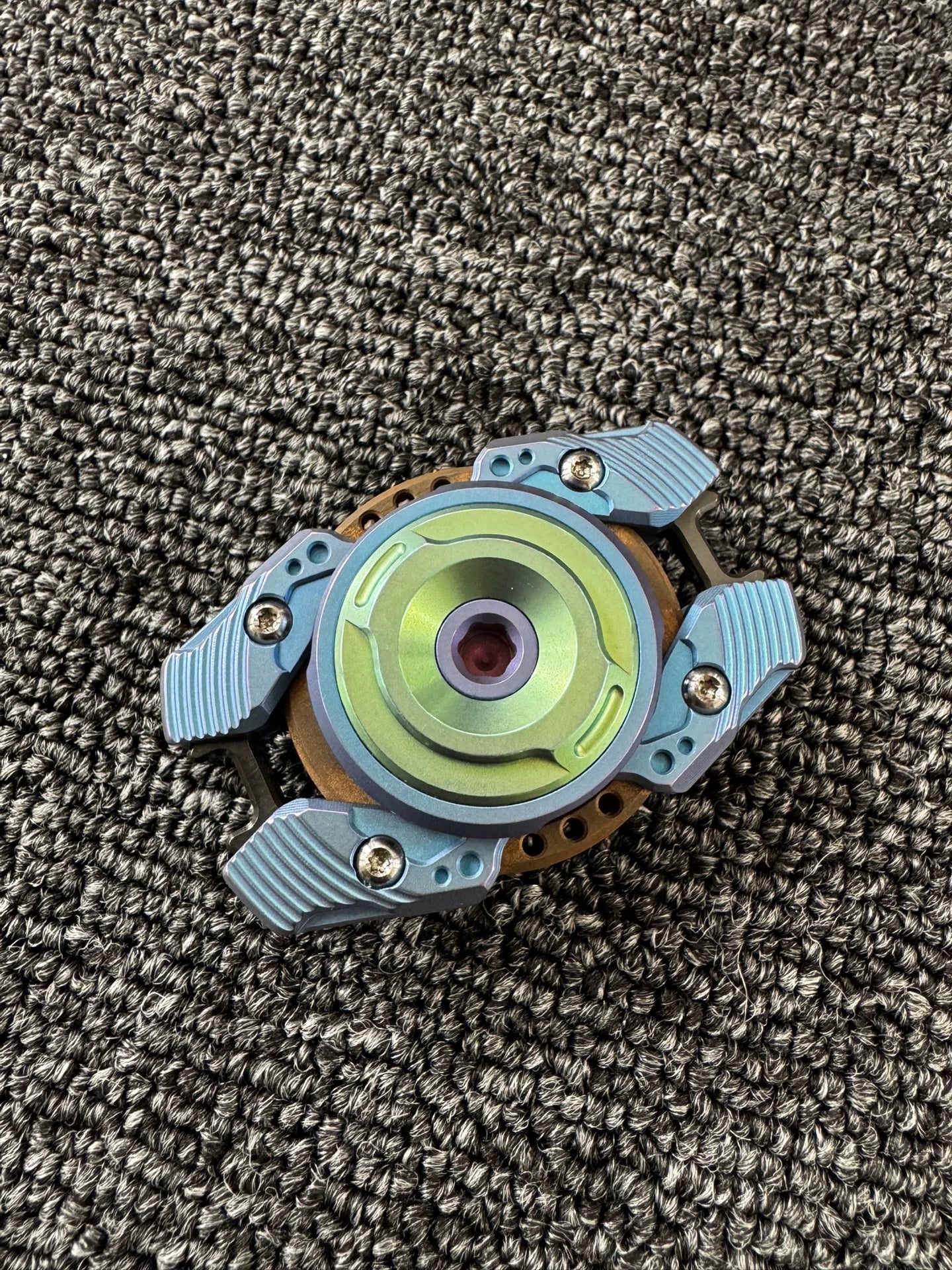 GRAVITATIONAL WAVES Titanium